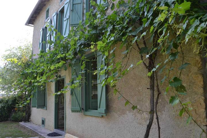 Gîte pour 6 personnes, avec Terrasse et Jardin