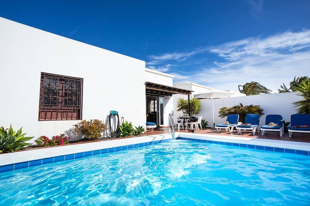 Casa Antonio - Your Lanzarote Dream Villa with Private Pool in Costa Teguise, Teguise