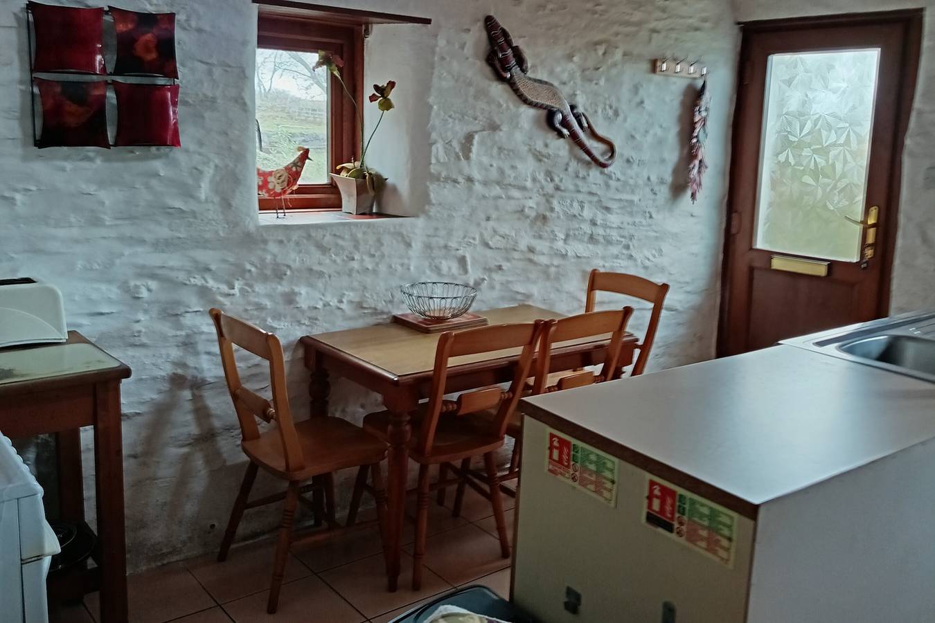 Inviting 2-Bed Cottage in Newcastle Emlyn in Carmarthenshire