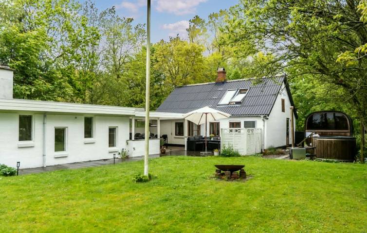 Ferienhaus für 8 Personen mit Terrasse in Jegindø, Thyholm