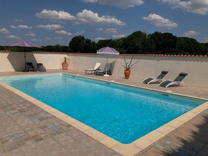 Maison de vacances pour 6 personnes, avec jardin et piscine, animaux acceptés