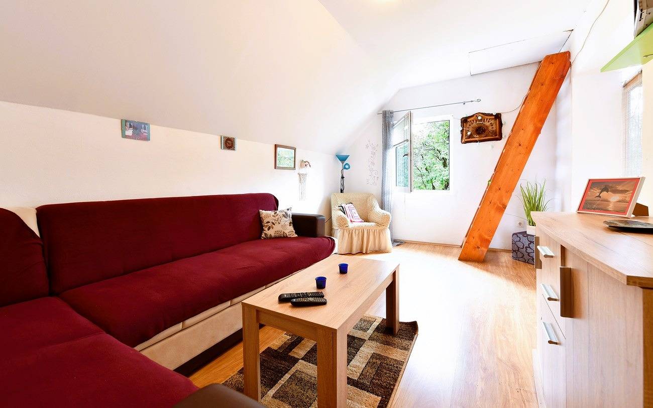 Ganze Wohnung, 1-Zimmer-Ferienwohnung mit Balkon Saborsko, Plitvice A-20975-b in Karlovac und Umgebung