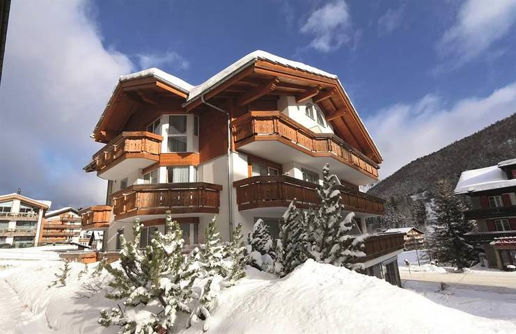 Gîte pour 4 personnes, avec balcon, adapté aux familles à Saas-Fee - 2