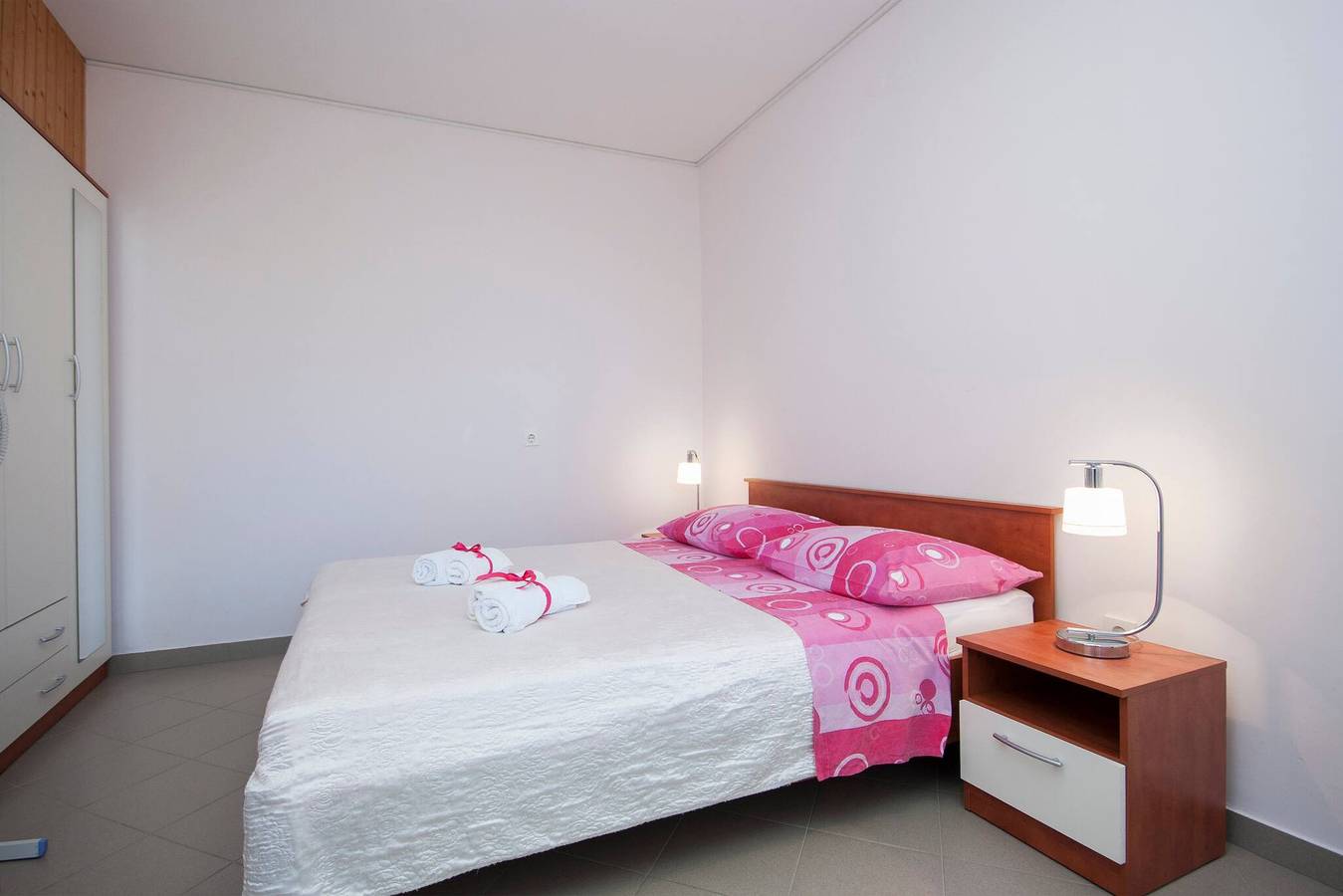 Ganze Ferienwohnung, Apartments and Rooms Mikelin - Room Alen 4 in Primosten, Šibenik-Knin