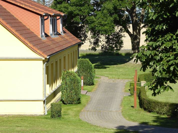 Ferienwohnung für 5 Personen, mit Sauna und Seeblick sowie Garten in Gingst