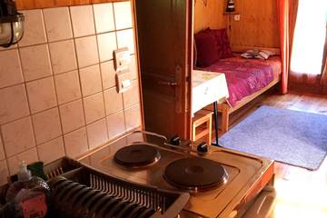 Location De Vacances pour 4 Personnes dans Peyrat-la-Nonière, Région d'Aubussargues, Photo 2