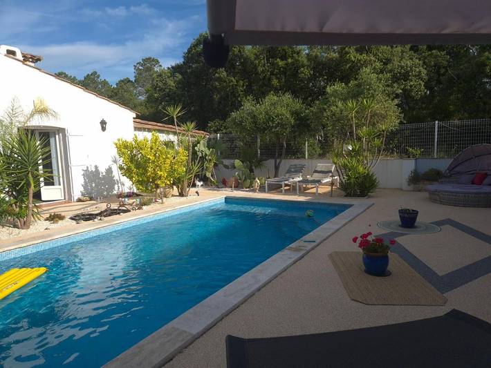 Location de vacances pour 6 personnes, avec jardin et piscine à Taradeau - 4