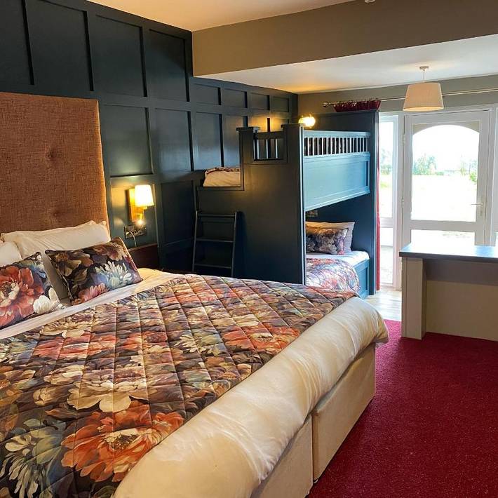 Hotel for 2 people, with Terrace and Garden in Glenbeigh
