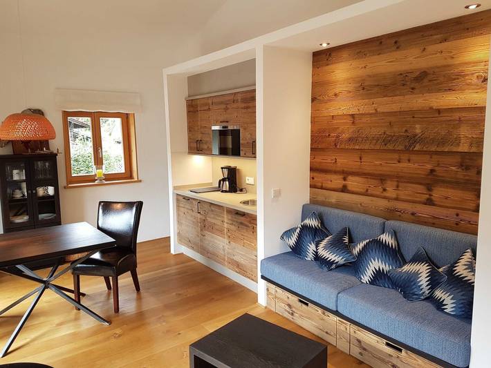 Ferienwohnung für 2 Personen, mit Ausblick und Garten sowie Balkon - 1
