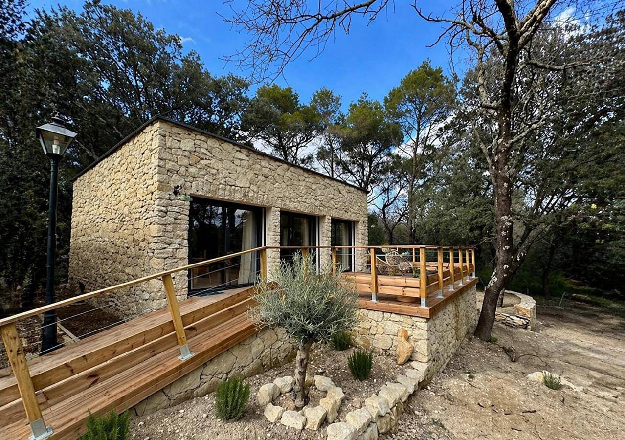 Suite in Mondragon, Vaucluse