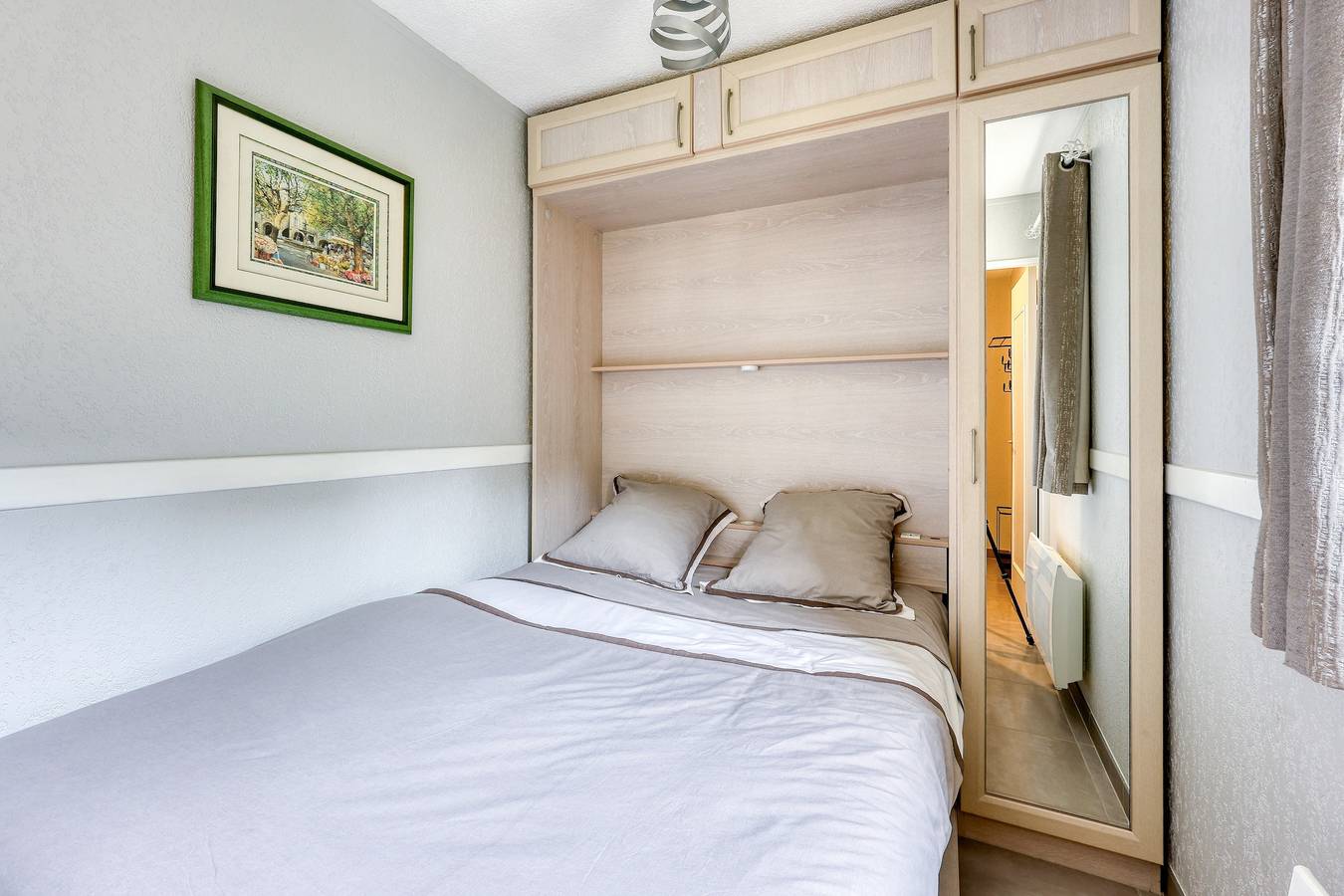 Ganze Wohnung, Ferienwohnung für 4 Personen mit Pool in La Coudoulière, Six-Fours les Plages