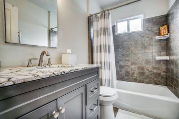 Vacation House for 4 Guests in Dallas, Dallas County, Picture 4