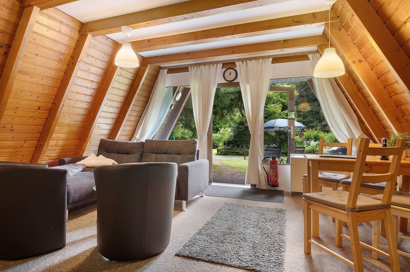 Vakantiehuis 'Ferienhäuser Am Waldschlößchen' met uitzicht op de bergen, een eigen terras, foto 6