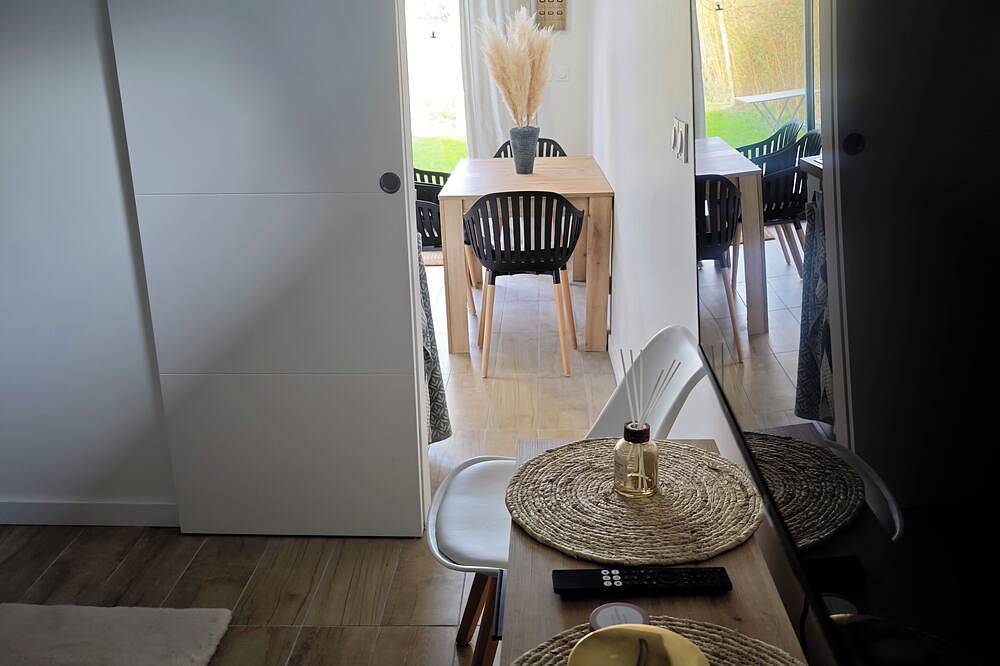 Bambou Zen Room, where we slow down, rest and breathe. in Rang-du-Fliers, Montreuil region