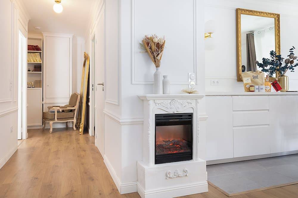 Apartamento entero, Luxury Suite 10 Minutes from Paris - Private Sauna, Cinema & Premium Experiences in Bagneux, Altos del Sena