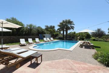 Villa in Santa Eulària des Riu, East Ibiza für 14 