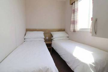 Static Caravan for 8 People in Rhyl, Conwy region, Photo 2