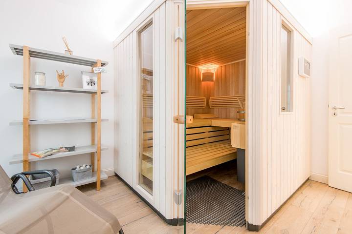 Exklusives Luxus-Hausteil mit ca. 130 m² und 4 Zimmern, für bis zu 6 Personen. in Nordfriesische Inseln (Schleswig-Holstein) (Schleswig-Holstein), Wenningstedt
