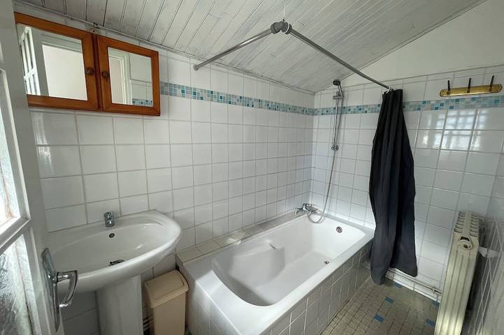 Location de vacances pour 4 personnes, avec jardin et piscine à Dœuil-sur-le-Mignon - 4