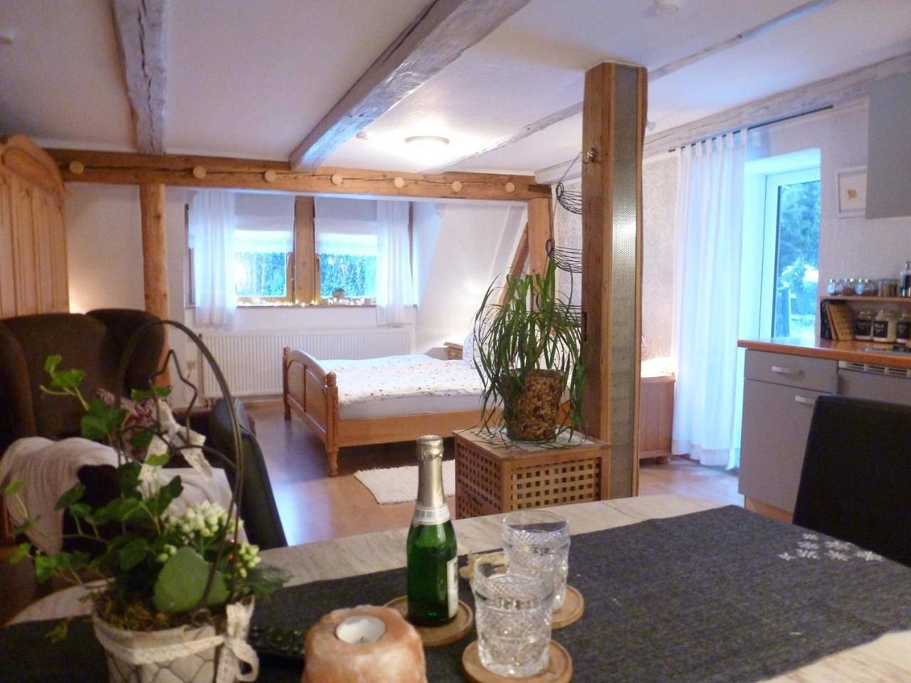 Ganze Wohnung, Studio Apartment in Weidenberg, Frankenalb