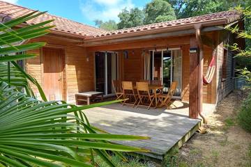 Location de vacances pour 6 personnes, avec jardin et terrasse à Tarnos