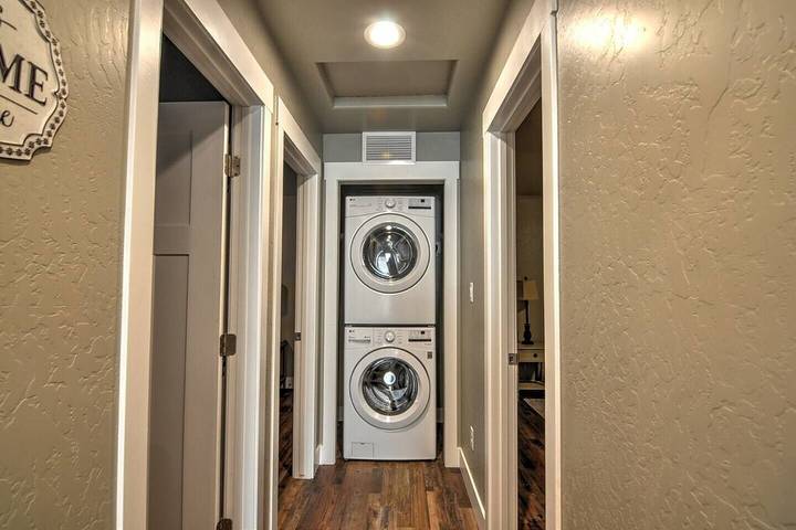 Vacation rental for 6 people, with hot tub and terrace as well as yard in Grand Junction