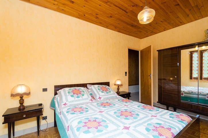 Acogedora casa rural con aparcamiento, jardín e Internet - ¡Cerca del telesilla! in Lans-en-Vercors, Parc naturel régional du Vercors