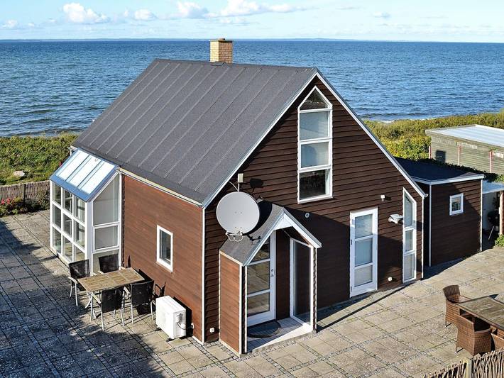 Ferieudlejning for 6 personer, med Terrasse i Middelfart