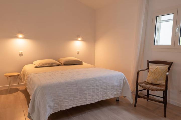 Location de vacances pour 3 personnes, avec terrasse et jardin à Solaro - 3