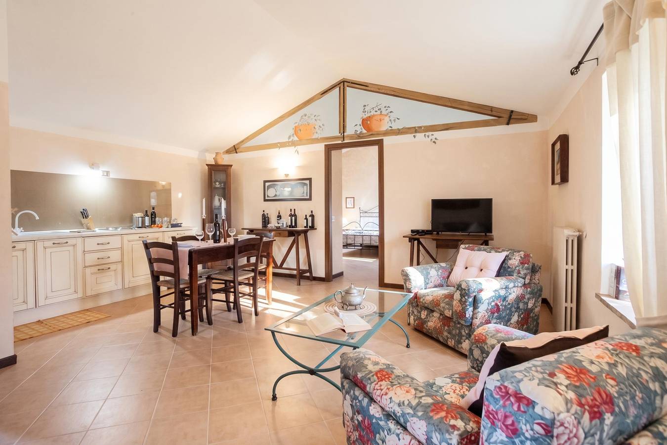 Casale Montemoro – Private Pool & Garden | Sleeps 10 in Allerona, Parco di Monte Peglia e Selva di Meana