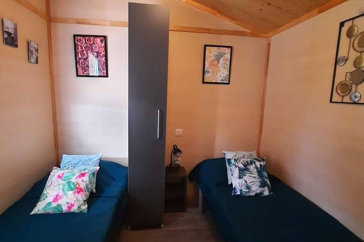 Gîte pour 4 personnes, avec piscine ainsi que jardin et terrasse, animaux acceptés à Gravières - 3