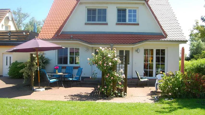 Strandhaus für 3 Personen, mit Garten in Ahrenshoop