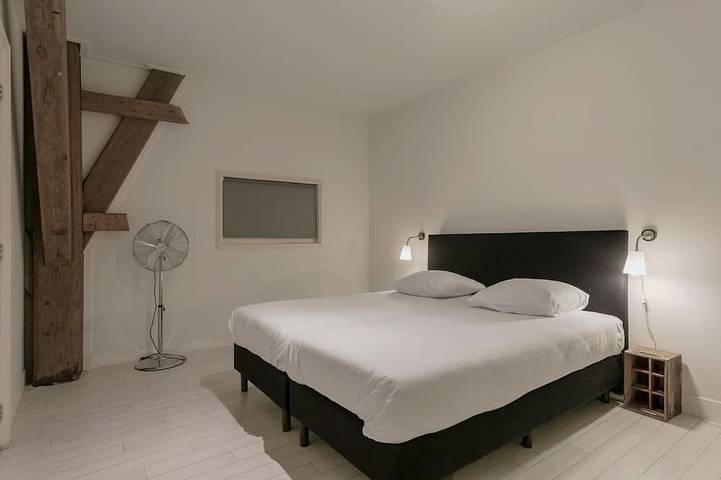 Ganze Wohnung, Wohnung in ehemaligem Bauernhaus in Gehweite zum Zentrum von Workum in Workum, Ijsselmeer