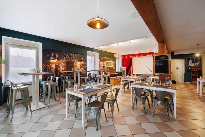 Guest Room 'Cap'tain Cook' with Wi-Fi in Caurel, Guingamp region