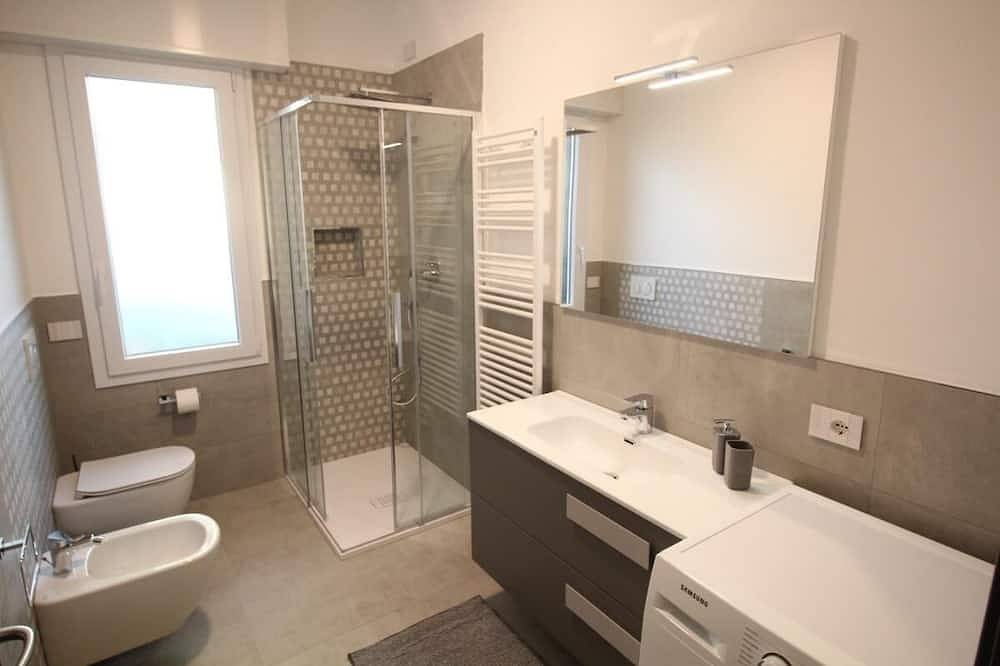 Entire apartment, Persea Mare 3B tutti i comfort a 2 passi dal mare in Taggia (City), Taggia