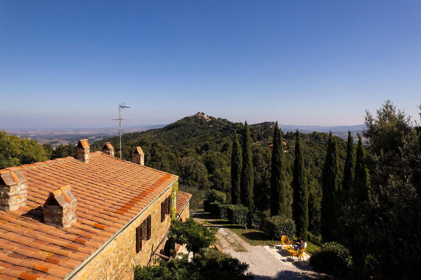 Appartement de vacances entier, A stone farmhouse with pool for nature lovers in Pomarance, Riserva Naturale di Monterufoli