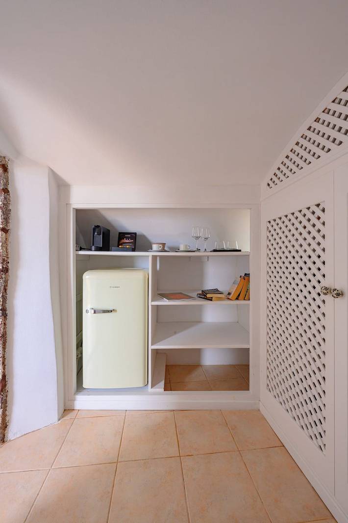 Villa pour 2 personnes, avec terrasse et vue sur l’océan à Oia - 4