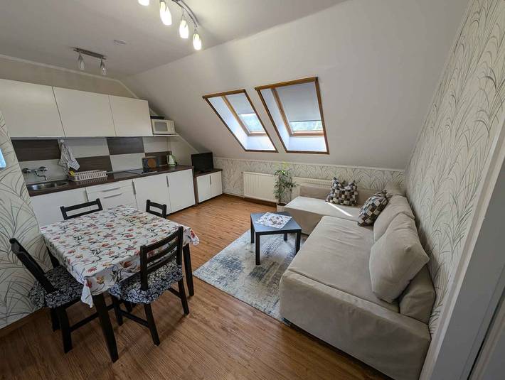 Ferienwohnung für 4 Personen, mit Garten in Tihany