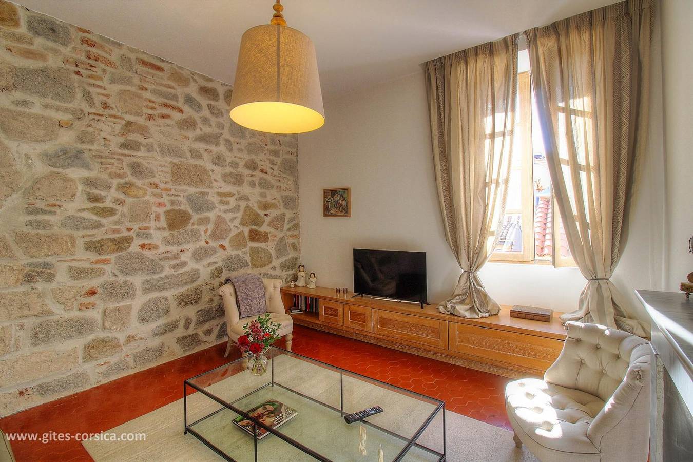 Le 24272 in Ajaccio, Ajaccio e dintorni