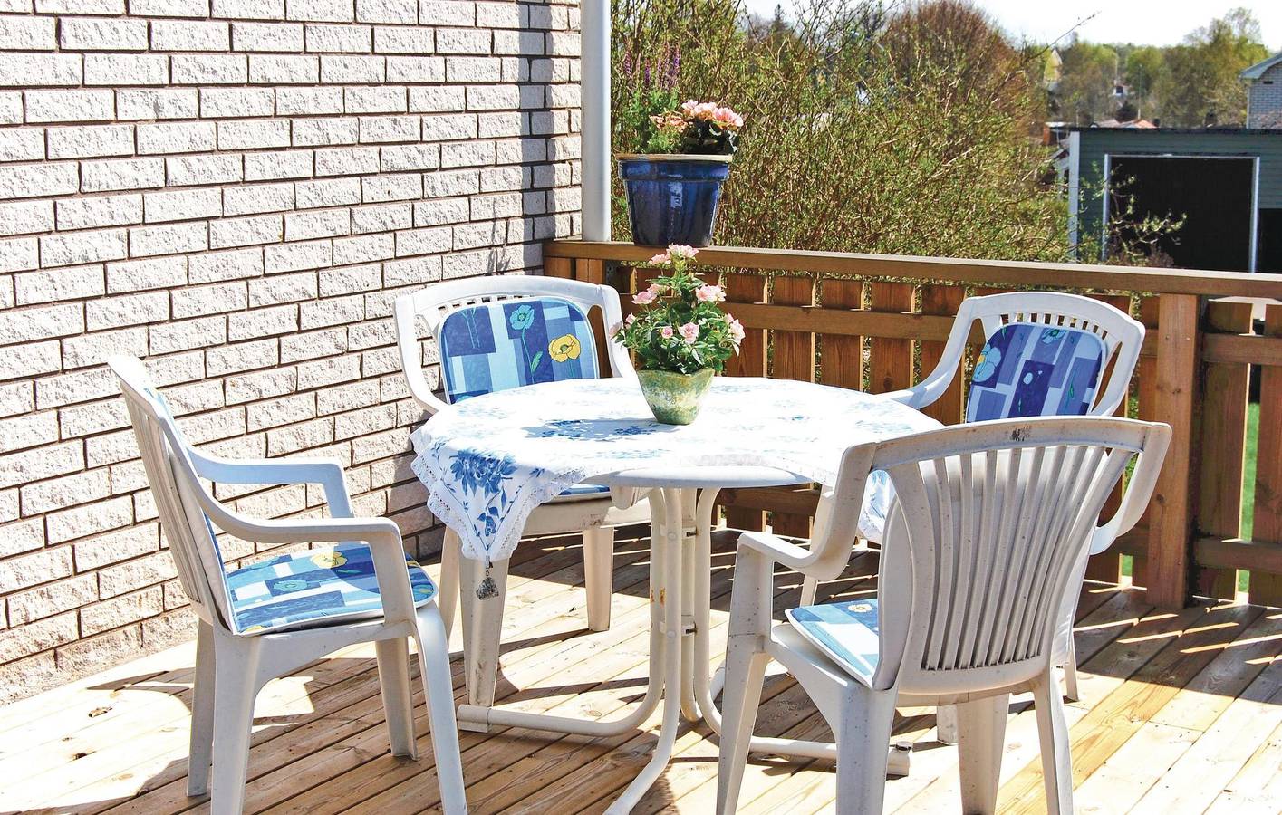 Holiday home for 4 people with garden in Kronobergs