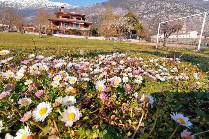 Ferienwohnung für 6 Personen, mit Terrasse und Garten in Sulmona