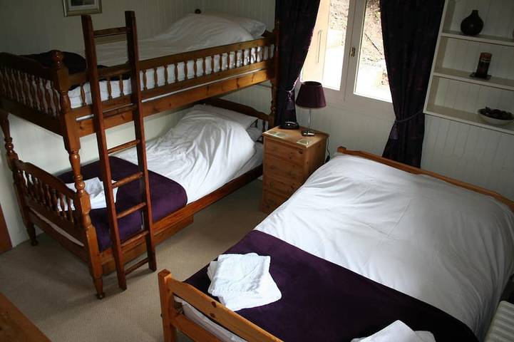 5 chambres, 3 salle de bains (10 personnes) chalet dans les Portes du Soleil avec bain à remous in Chatel, Les Portes du Soleil