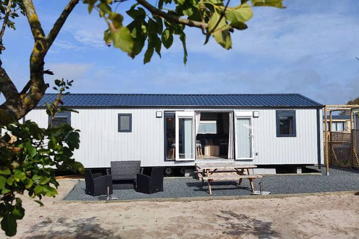 Camping pour 6 personnes, avec jardin