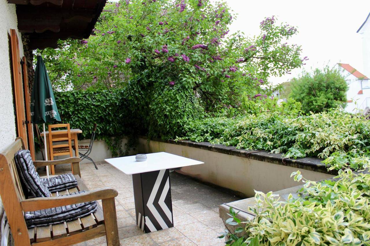 Ferienhaus mit Garten für bis zu 6 Personen in Rosenheim, Oberbayern