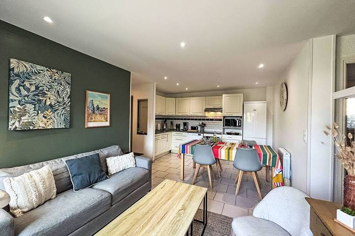 Gîte pour 4 personnes, avec terrasse et balcon/terrasse dans Plage de Beaumer