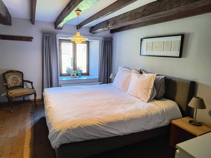 Location de vacances pour 2 personnes, avec jardin ainsi que vue et piscine dans Laforêt - 3