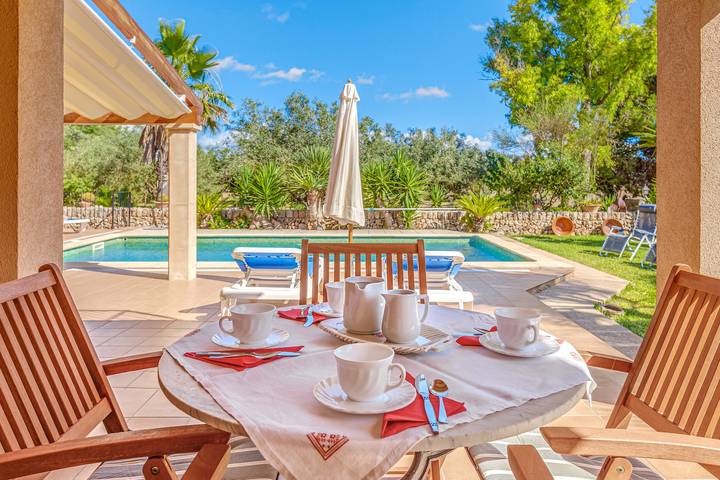 Maison de vacances "Cas Padrins de Campos" avec vue montagne, piscine et terrasse in Campos, Majorque du Sud
