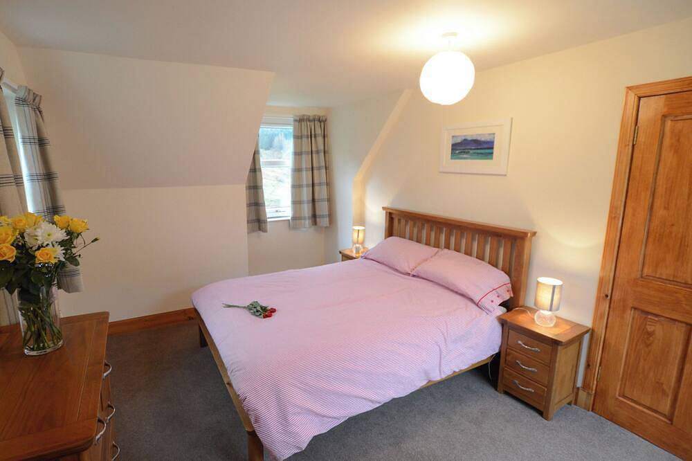 2 bedroom accommodation in Lerags, near Oban in Oban, Loch Linnhe