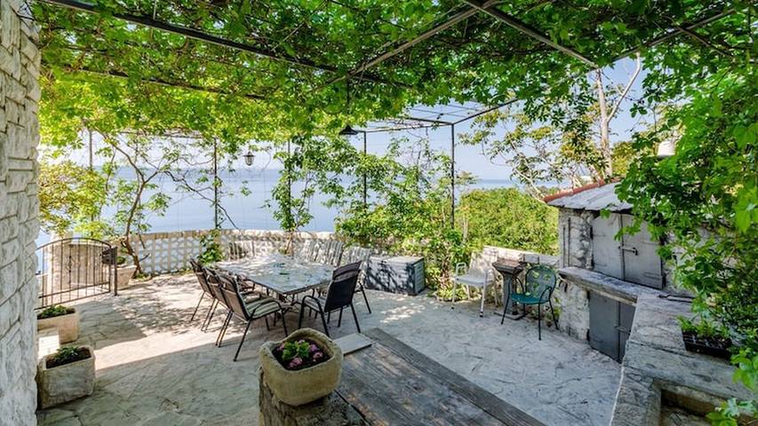 Ferienwohnung für 4 Personen, mit Terrasse in Brela