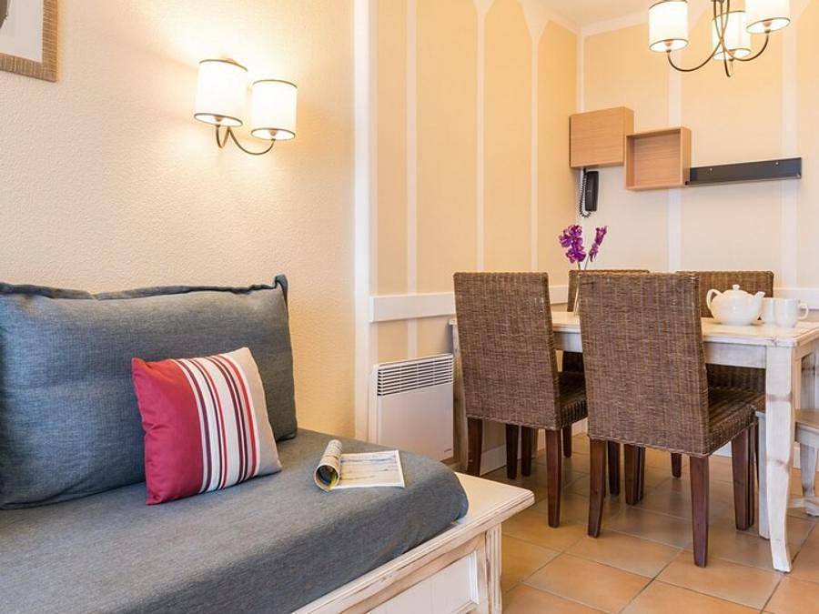 Pierre & Vacances Résidence Le Domaine de Bordaberry - Studio 5 persons - - 1 sleeping alcove - Terrace or Balcony in Urrugne, Bayonne region